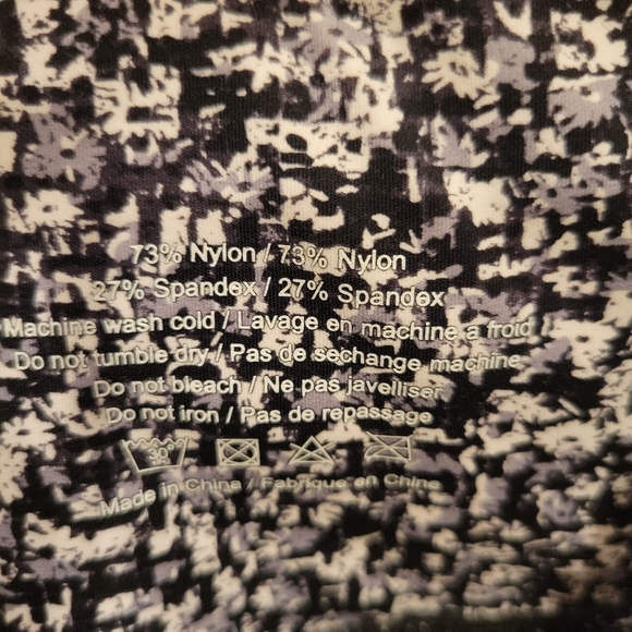 Zyia Active Mosaic Soft And Snug Mid Rise 7/8 Leggings Black And White Size 2 - Picture 6 of 8